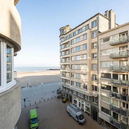 Luxe Comfort App Met Zijdelings Zeezicht En In Centrum Apartment *