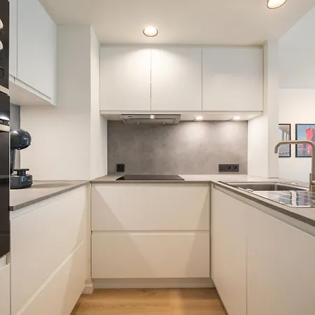 Luxe Comfort App Met Zijdelings Zeezicht En In Centrum Apartman Ostende
