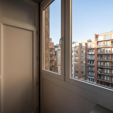 Luxe Comfort App Met Zijdelings Zeezicht En In Centrum * Остенде